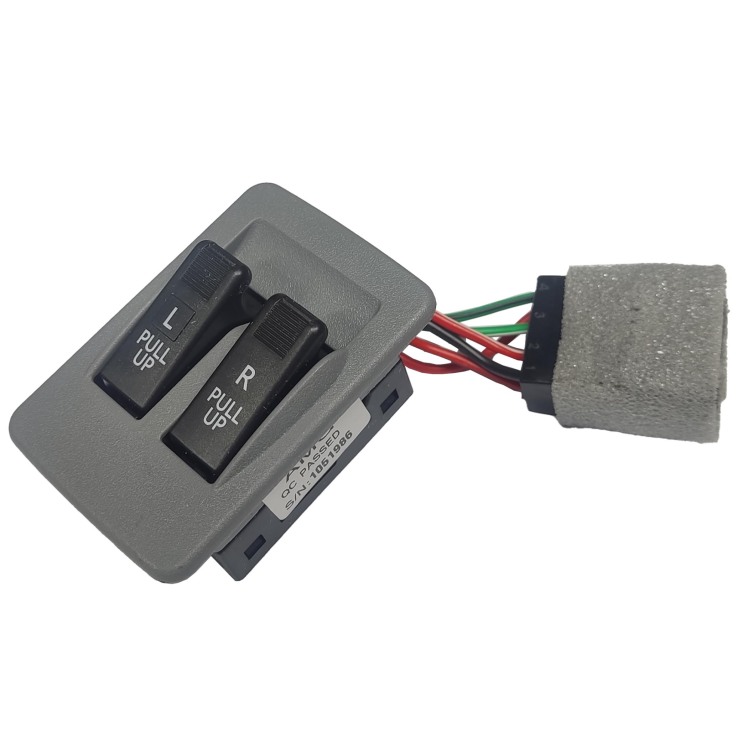 کلید بالابر سمت چپ مناسب برای پراید 131 برند AMG