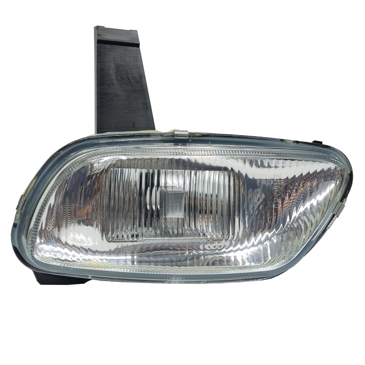 تصویر چراغ مه شکن جلو پژو پارس مدل کروز